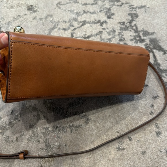 Etienne Aigner leather/suede satchel - Picture 4 of 6